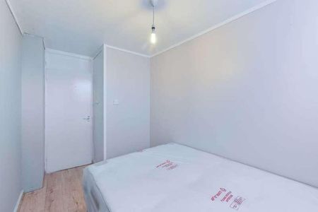 Prague Place, Clapham, SW2 - Photo 5