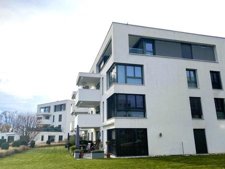 Bel appartement de 2.5 pièces avec balcon - Photo 2