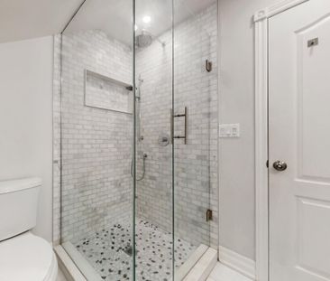 For Lease - 21 Willowbank Avenue, Richmond Hill, Ontario - Photo 2