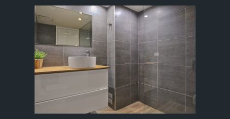 Modern Apartment in the Heart of New Farm – Lifestyle, Location & Convenience - Photo 2