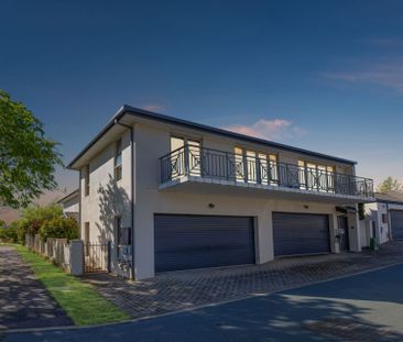 Modern 3-Bedroom Home in the Heart of Gungahlin - Photo 2