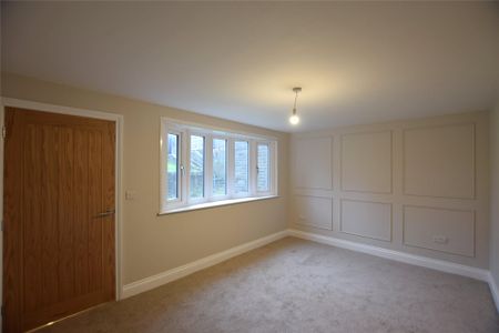 Harewood Green, Gateshead, NE9 - Photo 3