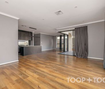 3-Bedroom Comfort & Style - Photo 2