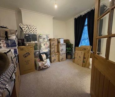 2 bedroom end of terrace house to rent - Photo 1