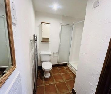 3 bedroom barn conversion to rent - Photo 6