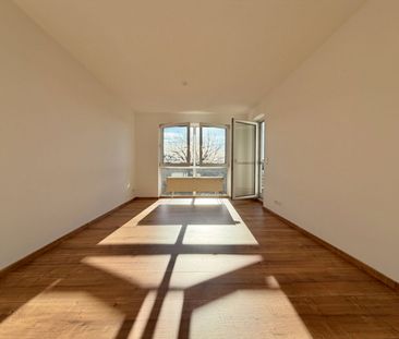 2 Zimmer • Wohnung • zur Miete • mit Balkon • Tiefgarage • in Schlo... - Photo 2