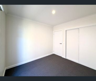 15 Cotswold St, Mambourin, Vic 3024 - Photo 6