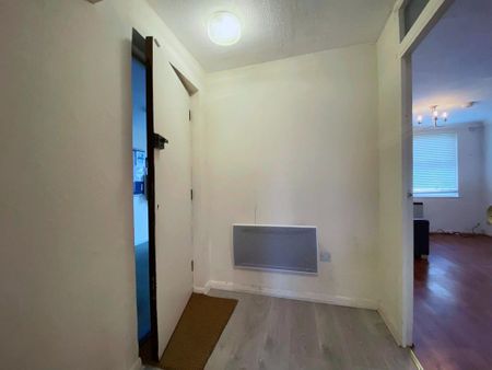 Studio to rent - Photo 4