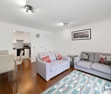 Duke Shore Wharf, 106 Narrow Street, E14 8BU, London - Photo 1