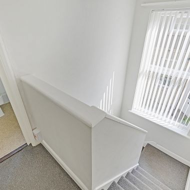 Spacious 4-Bed Student House with Large Communal Garden & Free Parking - Photo 1