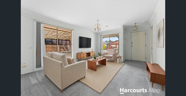 Family Home in Pakenham - Photo 1