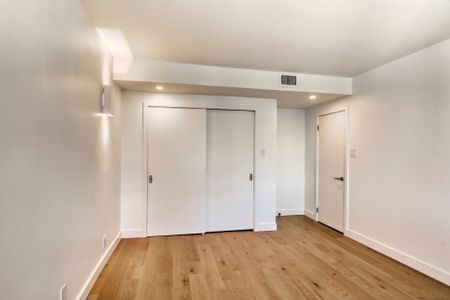 Condo for rent, Montréal (Ville-Marie) - Photo 4