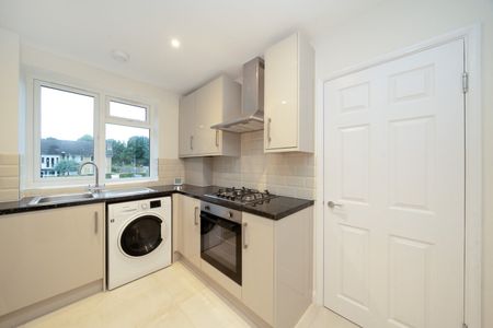 2 bedroom apartment to rent - Photo 4