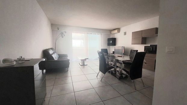Location Appartement 3 pièces 63m² NICE 06300 - Photo 1