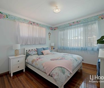 3 BEDROOM HOME WITH RUMPUS ROOM DOWNSTAIRS - Photo 4