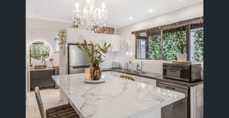 Charming Fully Furnished Villa! - Photo 3