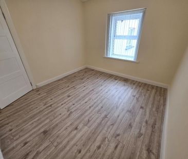 Violet Street, Waterside, Derry, BT47 2AR - Photo 2