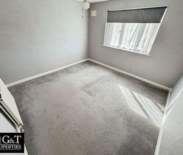 Central Drive, Bilston, WV14 - Photo 3