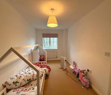 3 bedroom terraced house to rent - Photo 6