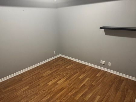 For Lease - 9225 Jane Street Unit# 417, Vaughan, Ontario - Photo 5