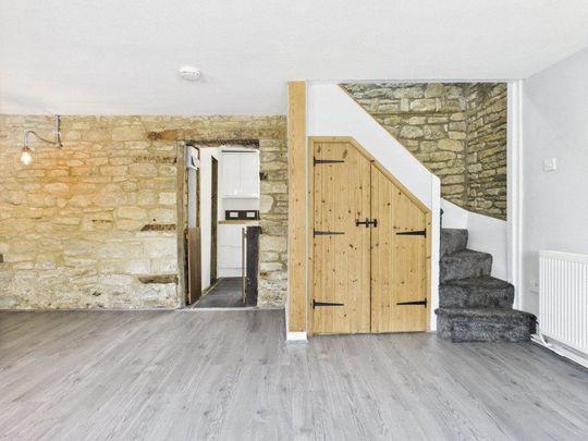 2 bedroom terraced house to rent - Photo 1