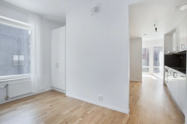 Lagmansbacken, Norsborg - Photo 1