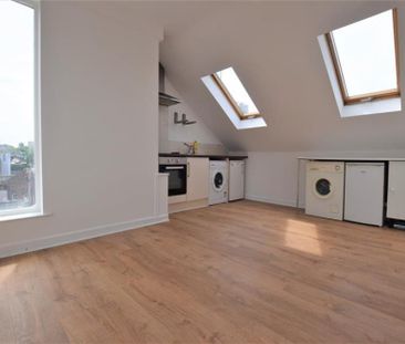 1 Bedroom Apartment To Let - Photo 3