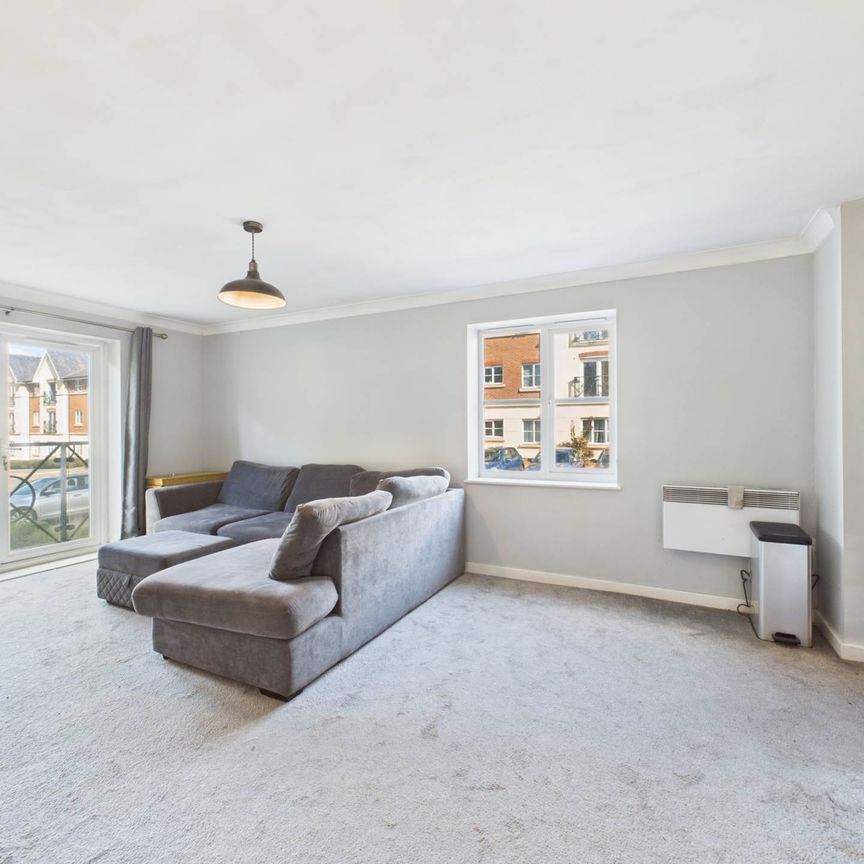 Viridian Square, Aylesbury - Photo 1