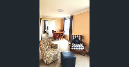 EVERGREEN HOUSE - Fully Self Contained - Photo 2