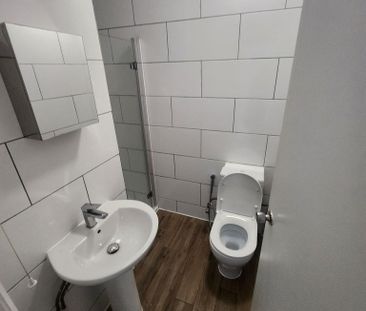 3 bedroom flat share to rent - Photo 6