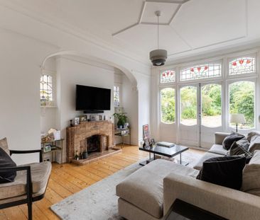 4 bedroom semi-detached house to rent - Photo 1