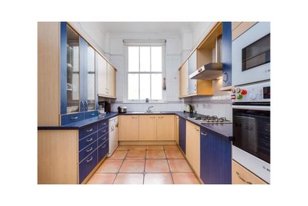 Prince Albert Road, London NW8 - Photo 2