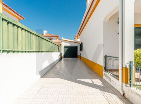 AZEITÃO, Setúbal Municipality - Photo 2