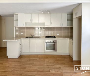Modern two bedroom unit near popular Jetty strip. - Photo 3