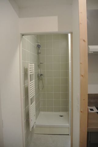 Location Appartement 2 pièces 34m² CONDRIEU 69420 - Photo 2