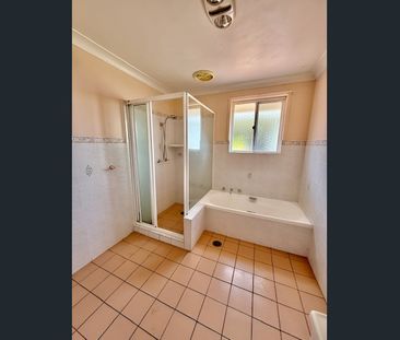 Hillvue - Large family home - Photo 6