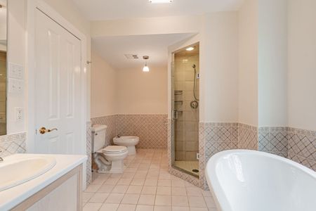 For Lease - 37 Shaftesbury Avenue, Toronto, Ontario - Photo 2