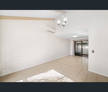 49/96 Beerburrum Street, Battery Hill, Qld 4551 - Photo 2