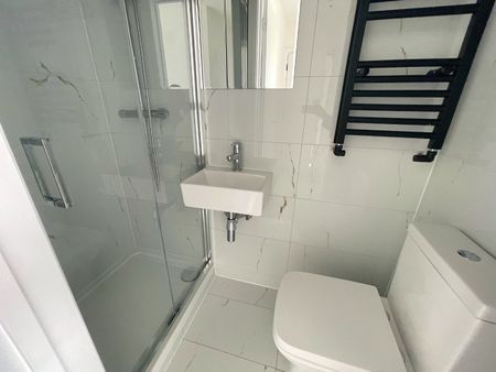 1 bed semi-detached house to rent in Headstone Drive, Harrow, HA1 - Photo 4