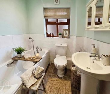 4 Keightley Court, Lisburn, BT28 1BA - Photo 3