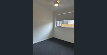 SPACIOUS FAMILY HOME IN TINGALPA-5 air-conditioning units - Photo 3