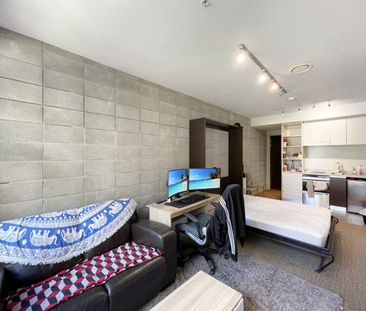 ***Welcome to W1.04A REVOLUCION APARTMENTS!*** - Photo 1