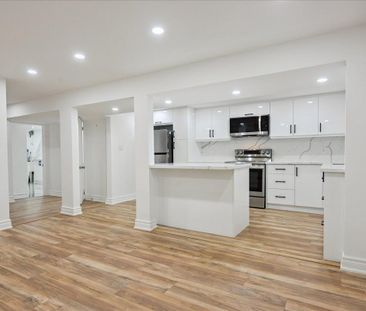 For Lease - 379 Bryant Crescent, Burlington, Ontario - Photo 6