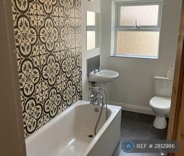 1 bedroom semi-detached house to rent - Photo 6