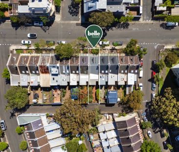 Charming, move-in-ready terrace - Photo 2