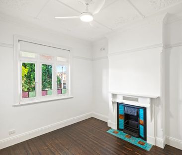 Stunning family home - Photo 3