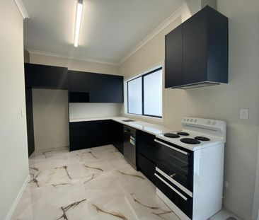 Stylish new two-bedroom - Photo 4