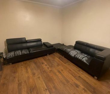 4 bedroom terraced house to rent - Photo 6