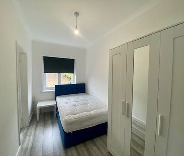 Daniel Street, CARDIFF - Photo 4