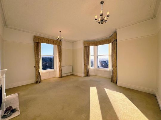 3 bedroom apartment to rent - Photo 1